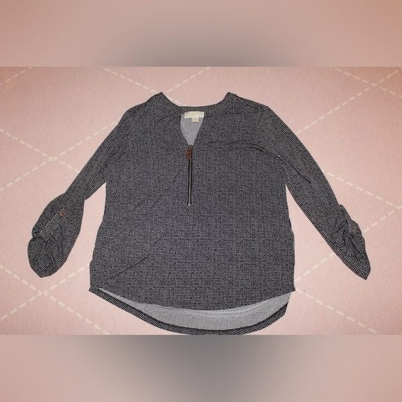 Michael Kors Tops - Michael KORS Women’s Large Blouse Black White 1/4 Zipper 3/4 Roll Tab Sleeve